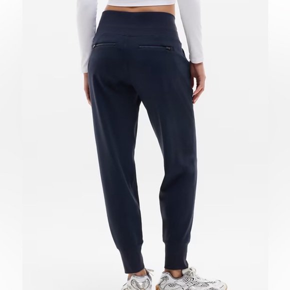 Athleta Pants - ATHLETA Venice High Rise Black Jogger Pants Large Zipped Pockets Stretch UPF 40+